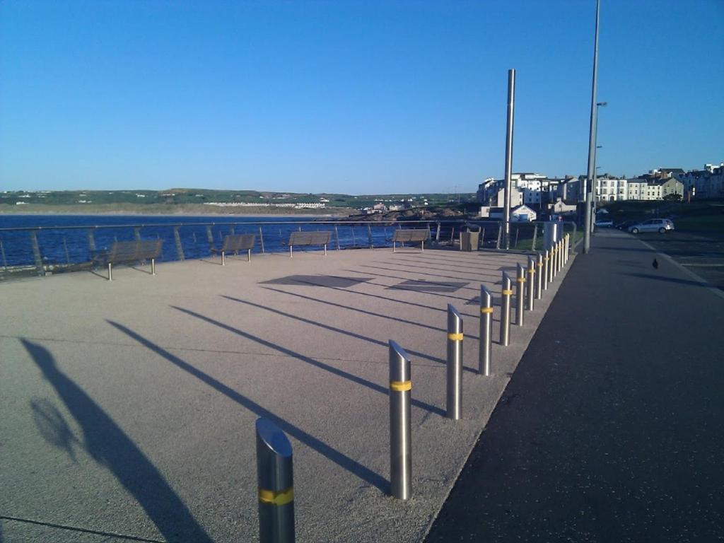 Clarmont Guest House Portrush Rum bild